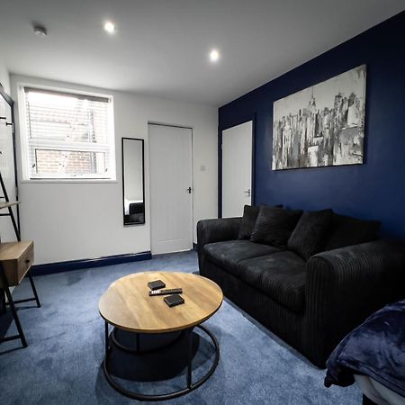 Newly Refurbished 6 Person En-Suite Apartment Tyne & Wear Newcastle Upon Tyne Killingworth Kültér fotó