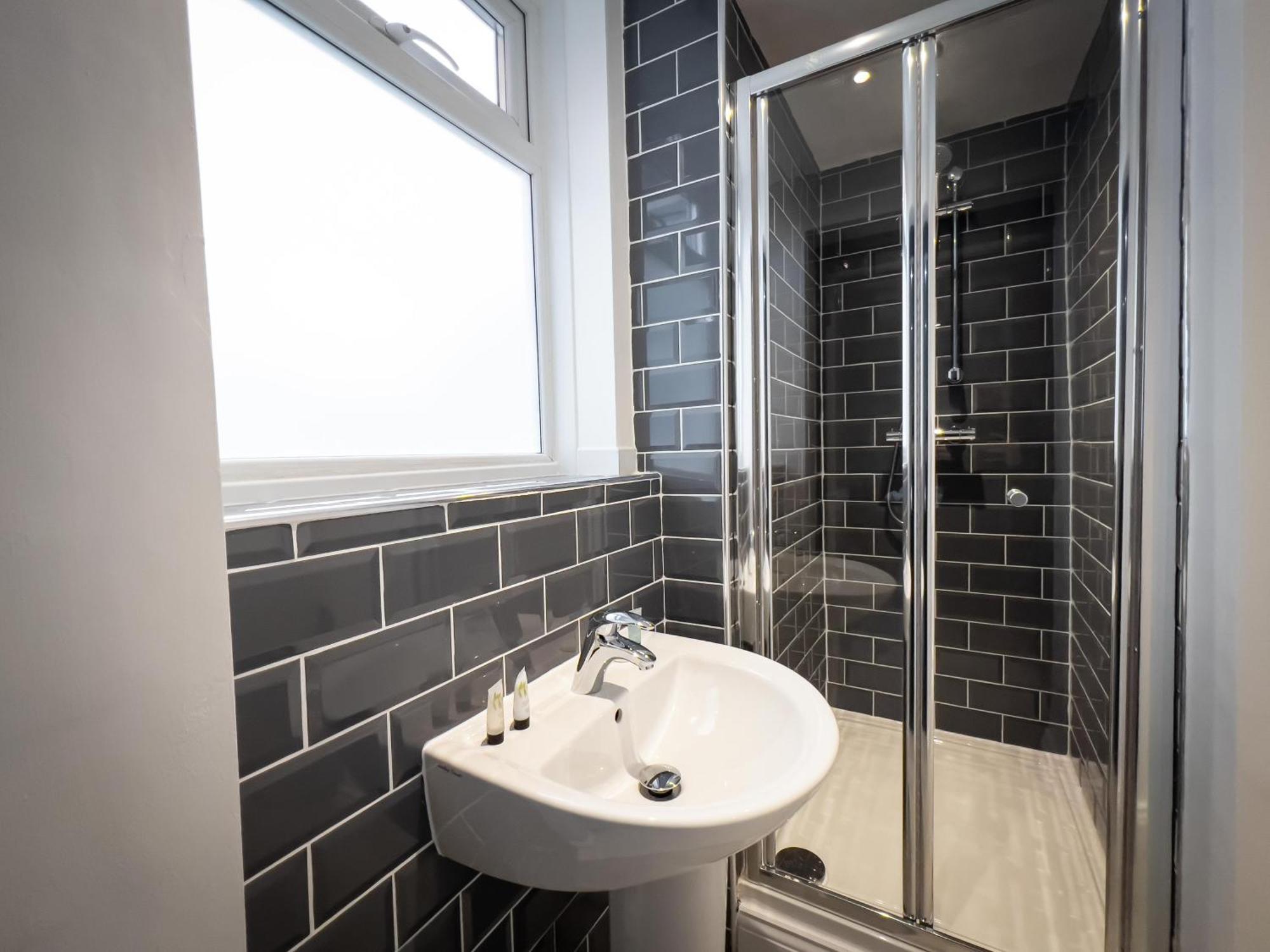 Newly Refurbished 6 Person En-Suite Apartment Tyne & Wear Newcastle Upon Tyne Killingworth Kültér fotó